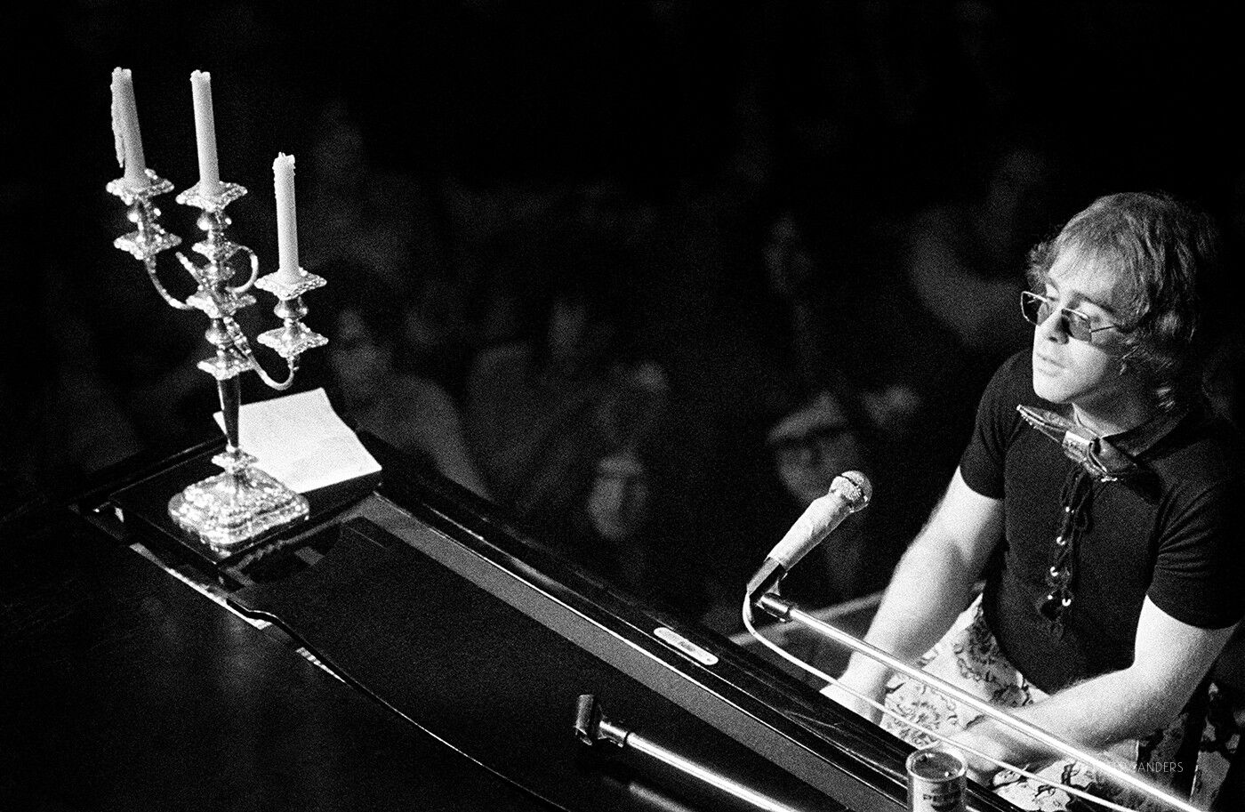 Peter Sanders - b Elton John 10 rescan 60MB RGB 8bit FINAL copy